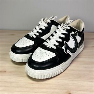 True Religion Stasha Black and White Faux Leather Sneakers Women's size 8M